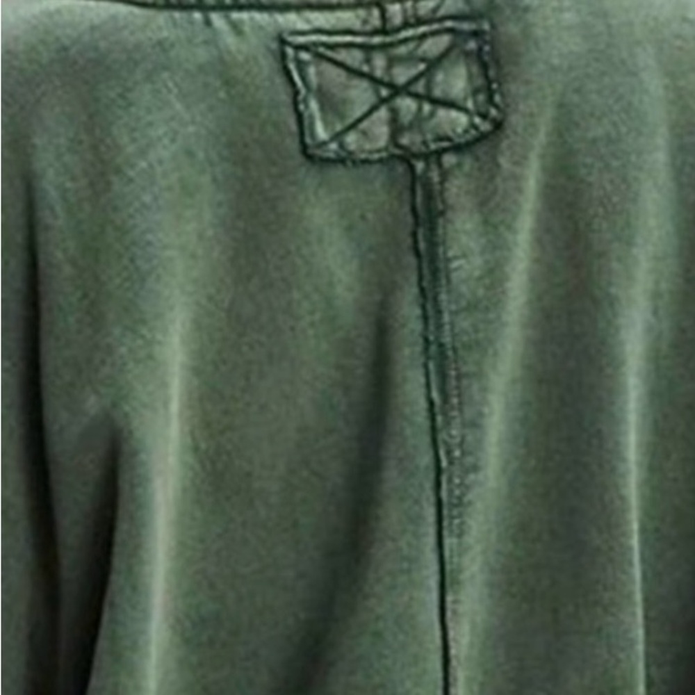 Free People We The Free Bubble Up Pullover. NWOT. Emerald spell - Picture 4 of 4